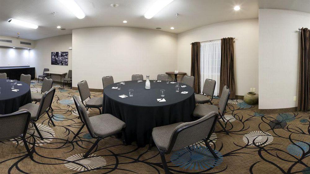 Holiday Inn Express Monticello By Ihg Exterior foto