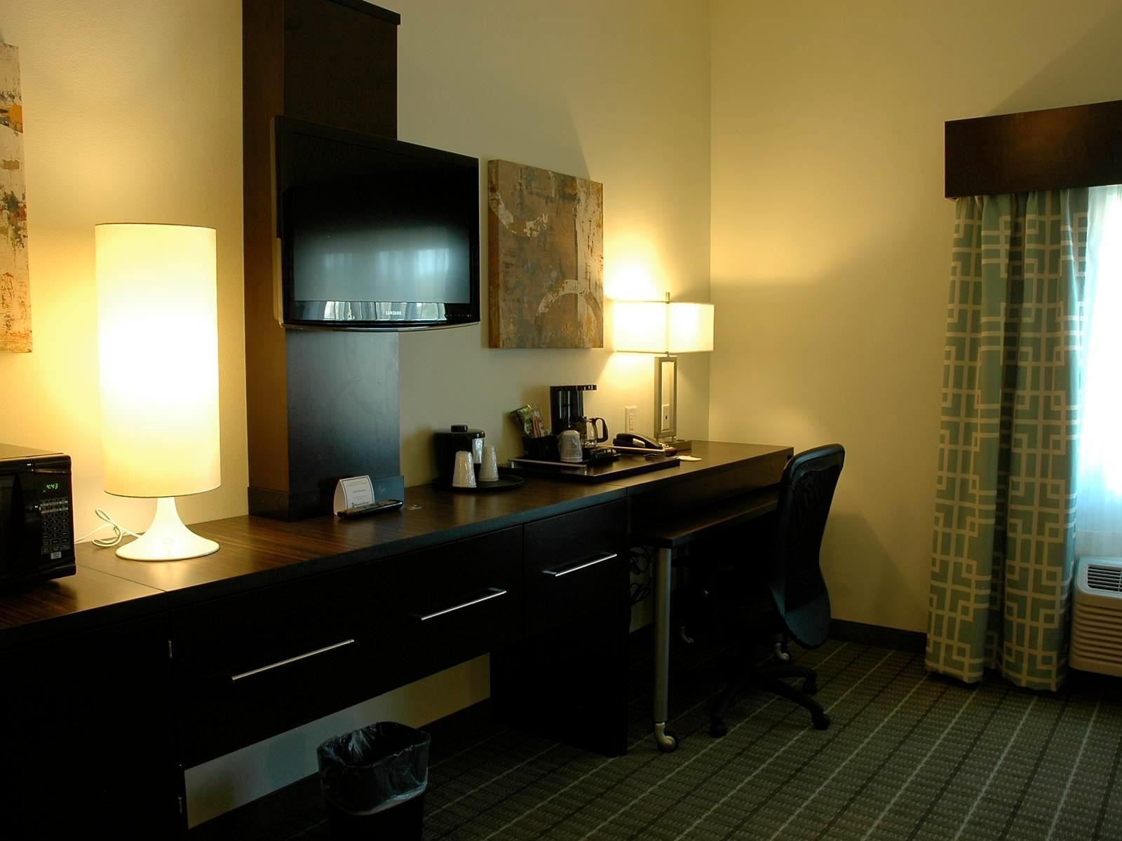 Holiday Inn Express Monticello By Ihg Exterior foto